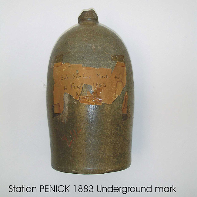 earthenware jug used as an underground mark in 1883